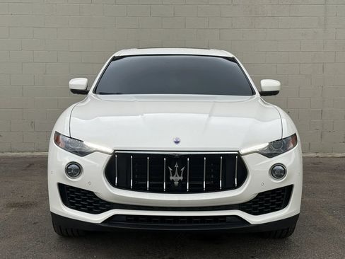 Used 2018 Maserati Levante AWD/4WD image 15