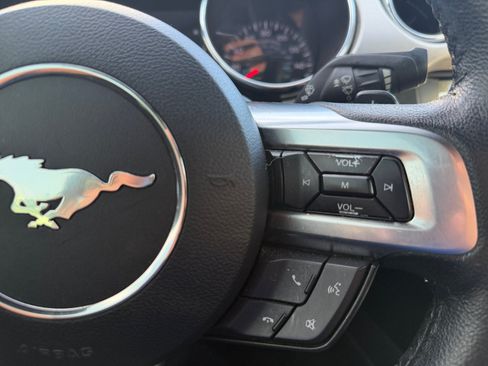 Used 2016 Ford Mustang GT Premium RWD image 18