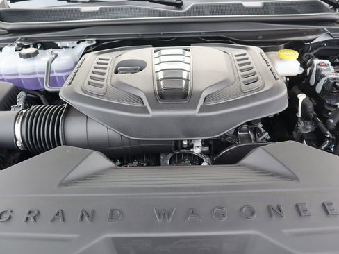 New 2026 Jeep Grand Wagoneer Limited AWD/4WD image 22