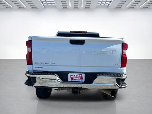Used 2024 Chevrolet Silverado 2500 LT AWD/4WD image 5