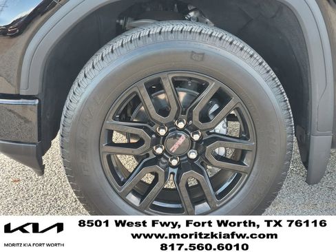 Used 2025 GMC Sierra 1500 Elevation w/ Elevation Premium Package RWD image 9