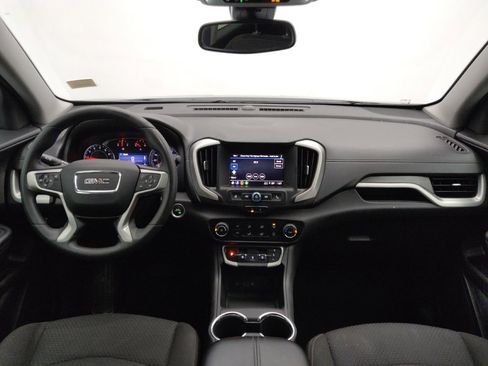 Used 2024 GMC Terrain SLE FWD image 22