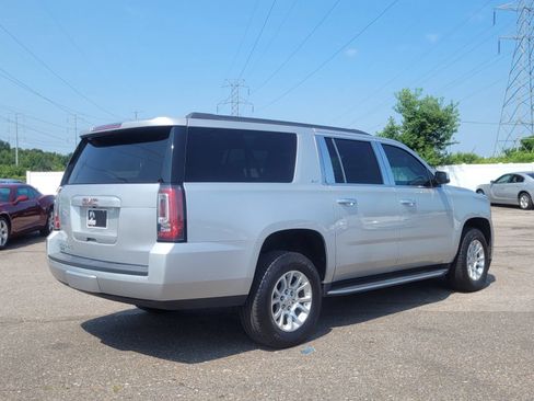 Used 2019 GMC Yukon XL SLT RWD image 14
