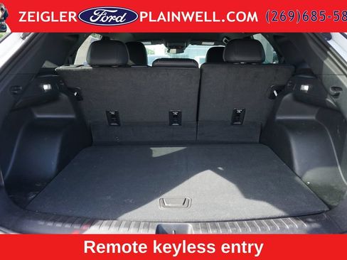 Used 2024 Chevrolet Blazer EV LT AWD/4WD image 10