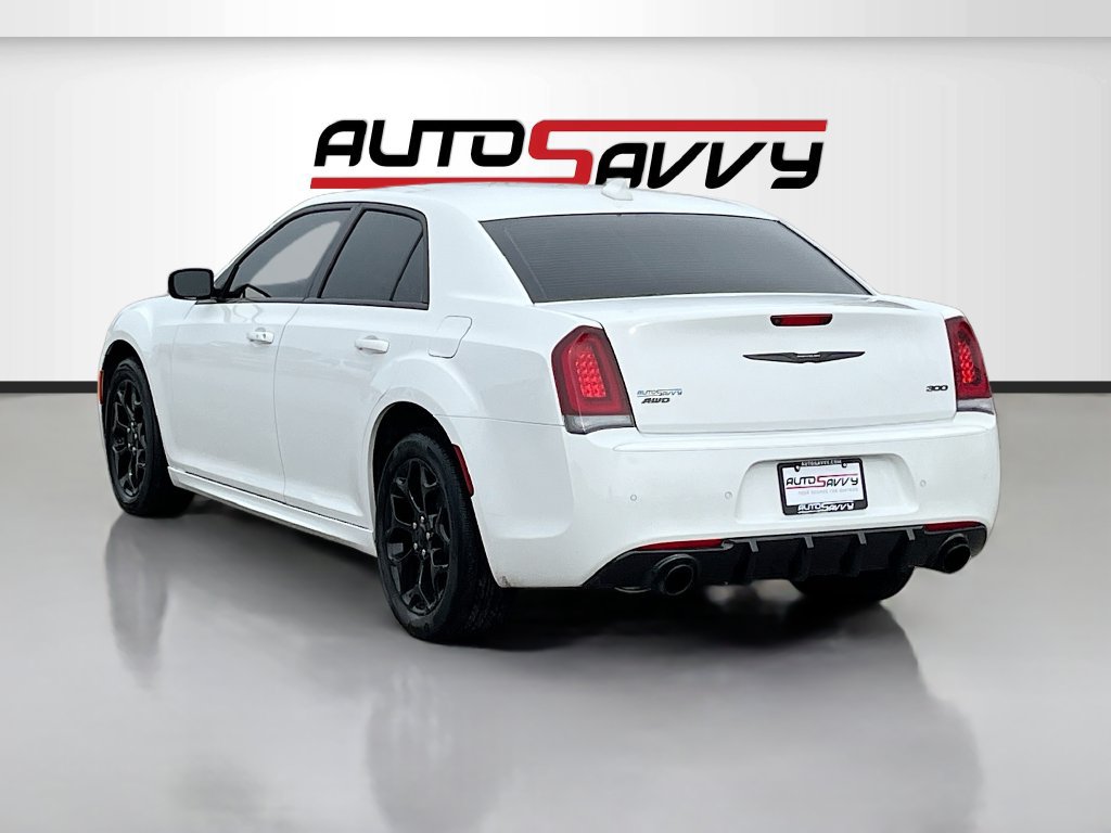 Used 2023 Chrysler 300 Touring L AWD/4WD image 5