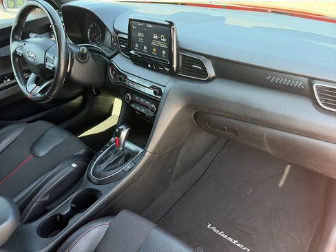 Used 2020 Hyundai Veloster Turbo FWD image 26
