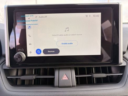 Used 2025 Toyota RAV4 XLE image 17