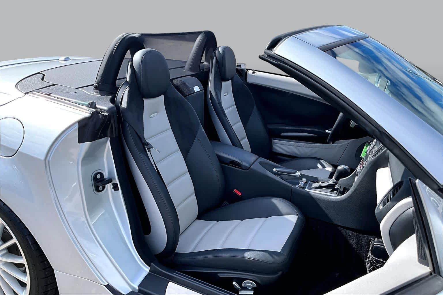 Used 2007 Mercedes-Benz SLK 55 AMG image 7