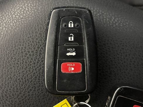 Used 2020 Toyota Camry TRD FWD image 31