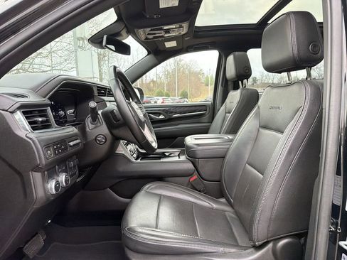 Used 2023 GMC Yukon Denali w/ Max Trailering Package image 11