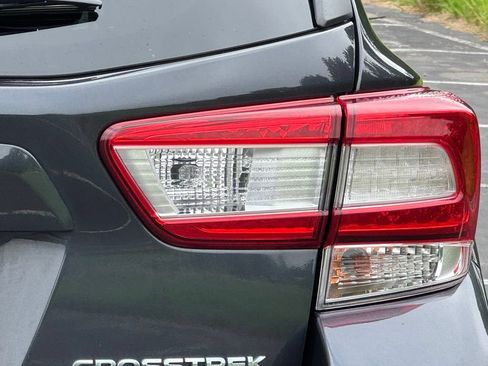 Used 2018 Subaru Crosstrek 2.0i Premium w/ Popular Package #3 AWD/4WD image 12