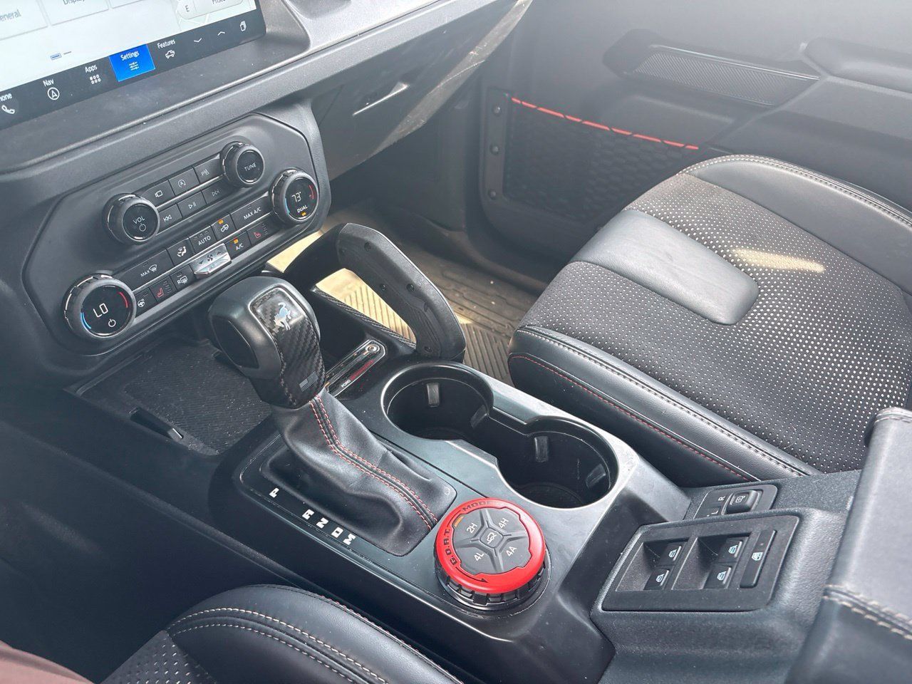 Used 2025 Ford Bronco Raptor AWD/4WD image 18
