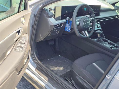 New 2026 Hyundai Sonata SE FWD image 9