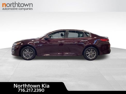 Used 2020 Kia Optima LX FWD image 2
