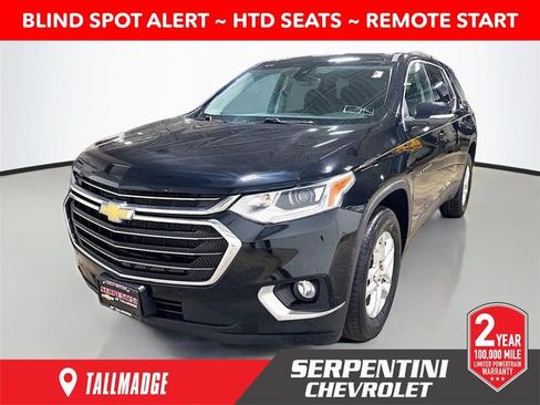 Used 2021 Chevrolet Traverse LT FWD image 1