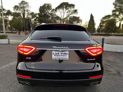 Used 2018 Maserati Levante S AWD/4WD image 4
