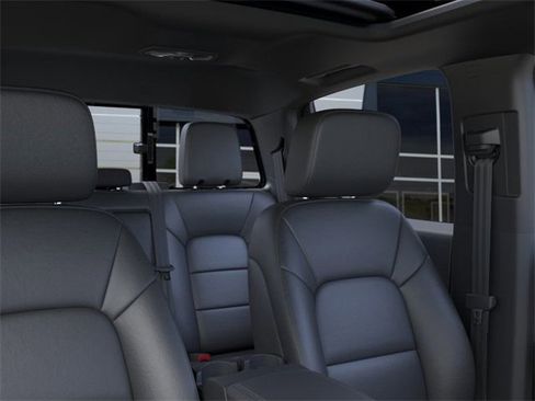 New 2025 GMC Canyon Elevation w/ Convenience Package image 24
