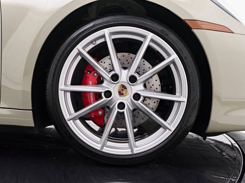 Used 2022 Porsche 911 Carrera S image 33