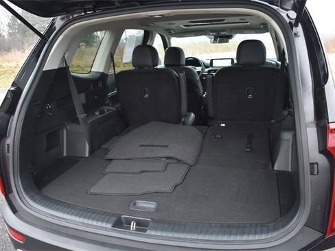 Certified 2022 Kia Telluride S image 16