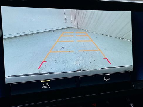 Used 2024 Chevrolet Silverado 1500 LT Trail Boss image 14