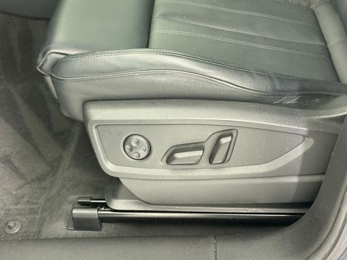 Used 2019 Audi SQ5 Premium Plus w/ Premium Plus Package image 15