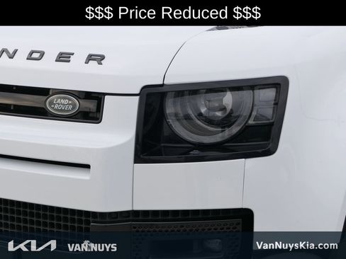 Used 2024 Land Rover Defender 130 X-Dynamic SE image 9