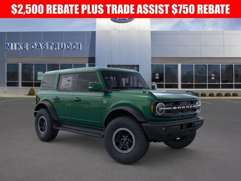 New 2025 Ford Bronco Outer Banks w/ Sasquatch Package image 7