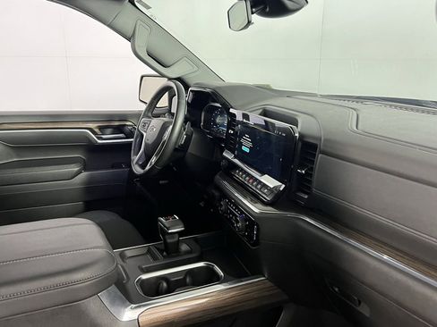 Used 2025 Chevrolet Silverado 1500 RST w/ Convenience Package II image 35