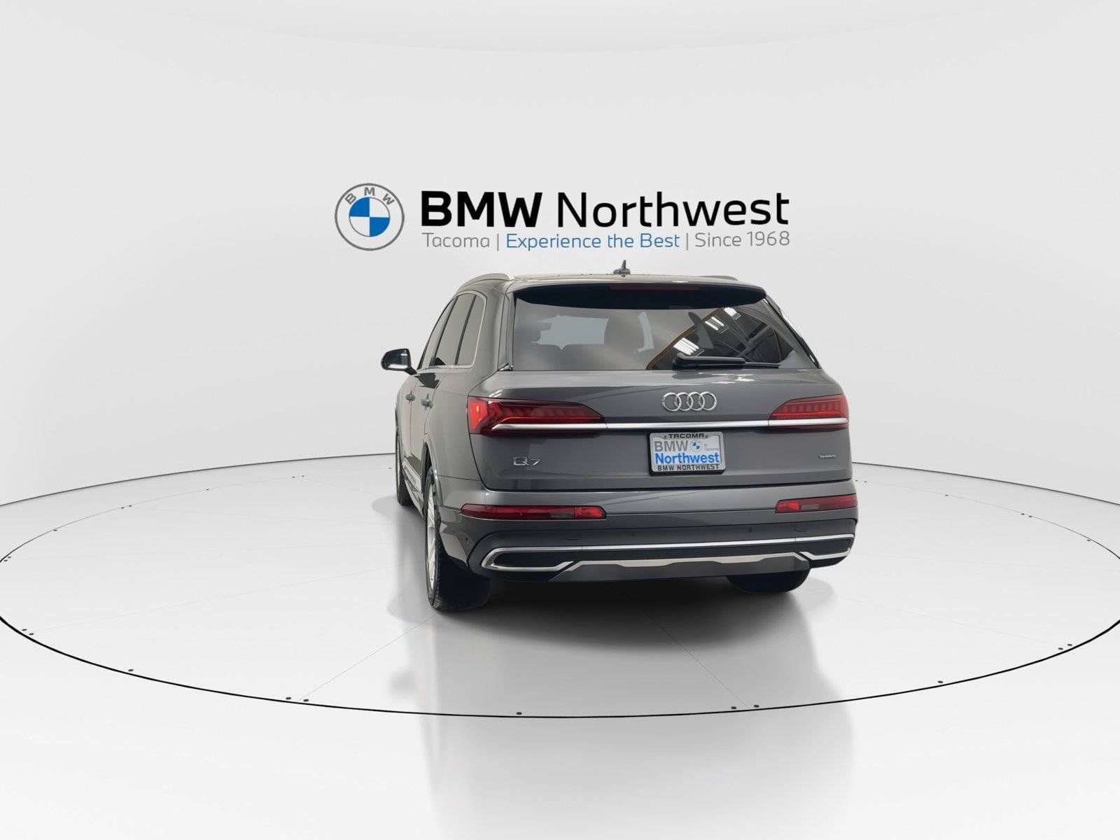 Used 2022 Audi Q7 3.0T Premium Plus w/ Premium Plus Package AWD/4WD image 2