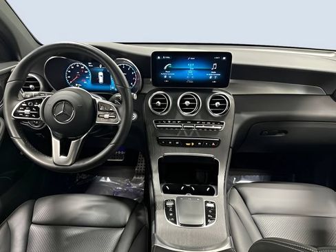 Used 2022 Mercedes-Benz GLC 300 4MATIC image 12