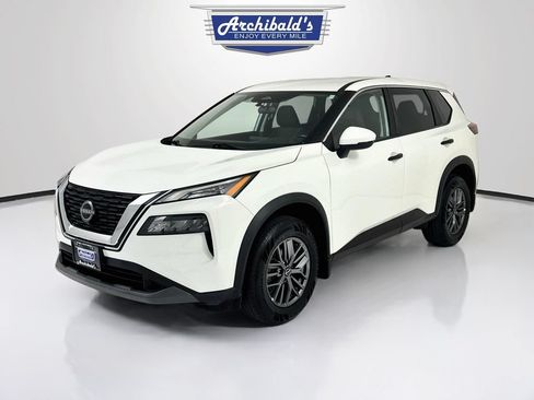 Used 2022 Nissan Rogue S AWD/4WD image 3