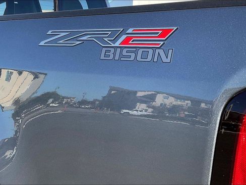 Used 2022 Chevrolet Colorado ZR2 w/ Colorado ZR2 Bison Edition image 8