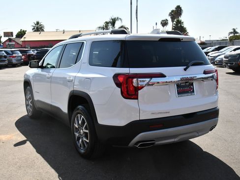 Used 2023 GMC Acadia SLT FWD image 6