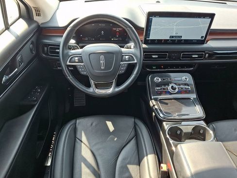 Used 2022 Lincoln Nautilus Reserve w/ Equipment Group 201A AWD/4WD image 12