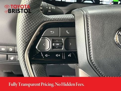 Used 2026 Toyota Sequoia Capstone AWD/4WD image 34
