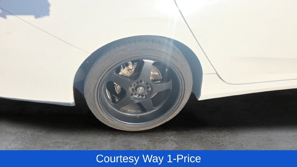 Used 2018 Honda Civic Si image 11