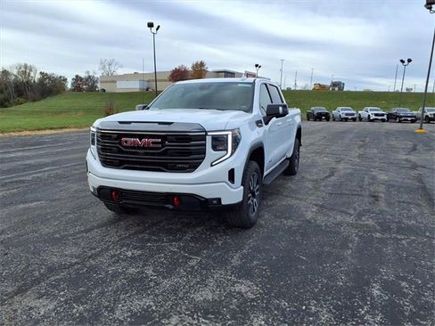 Used 2023 GMC Sierra 1500 AT4 w/ AT4 Premium Package image 29