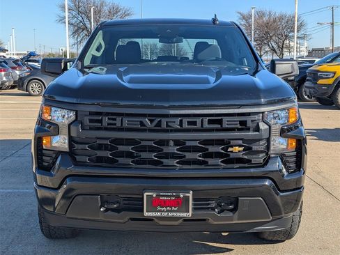 Used 2023 Chevrolet Silverado 1500 Custom image 6