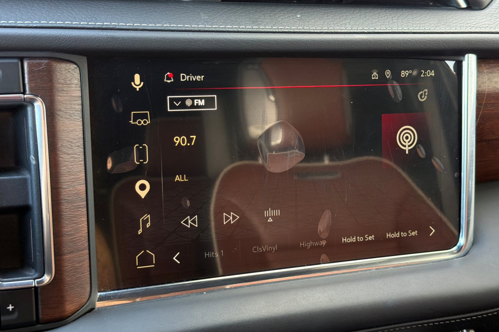 Used 2024 GMC Yukon Denali Ultimate AWD/4WD image 19