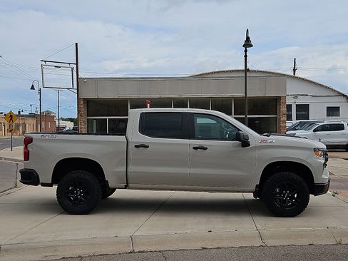 New 2026 Chevrolet Silverado 1500 Custom Trail Boss AWD/4WD image 5