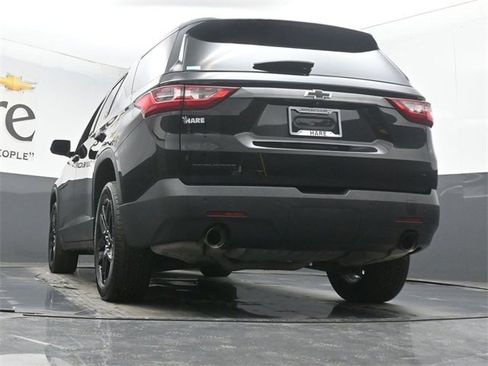 Used 2020 Chevrolet Traverse LT image 56