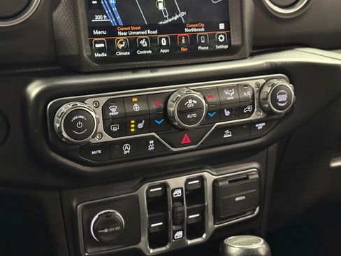 Used 2021 Jeep Gladiator Overland w/ Popular Equipment Package image 33