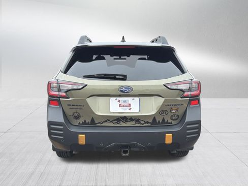 Certified 2022 Subaru Outback Wilderness w/ Wilderness Package AWD/4WD image 6
