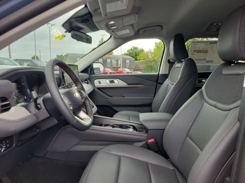 New 2026 Ford Explorer Active w/ Active Comfort Package AWD/4WD image 18