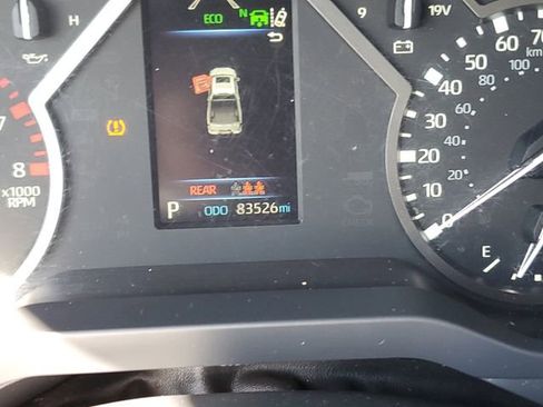 Used 2022 Toyota Tundra SR5 w/ SR5 Premium Package image 17