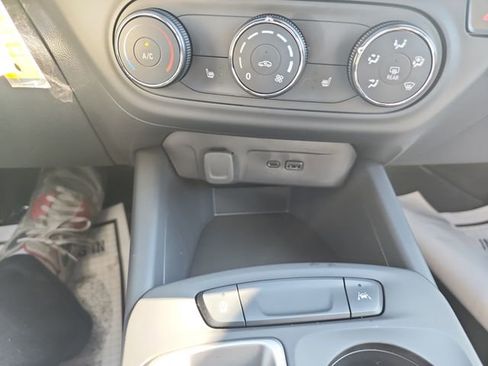 New 2026 Chevrolet Trax LS w/ LS Convenience Package FWD image 28