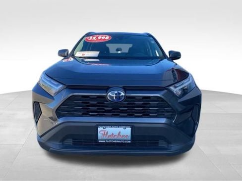 Certified 2024 Toyota RAV4 XLE image 21