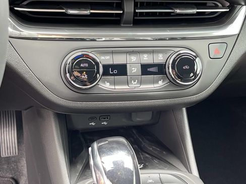 New 2026 Buick Envista Sport Touring w/ Convenience I Package FWD image 25
