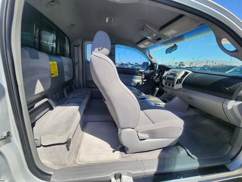 Used 2006 Toyota Tacoma PreRunner image 15