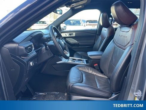 Certified 2022 Ford Explorer Platinum w/ Equipment Group 601A image 24